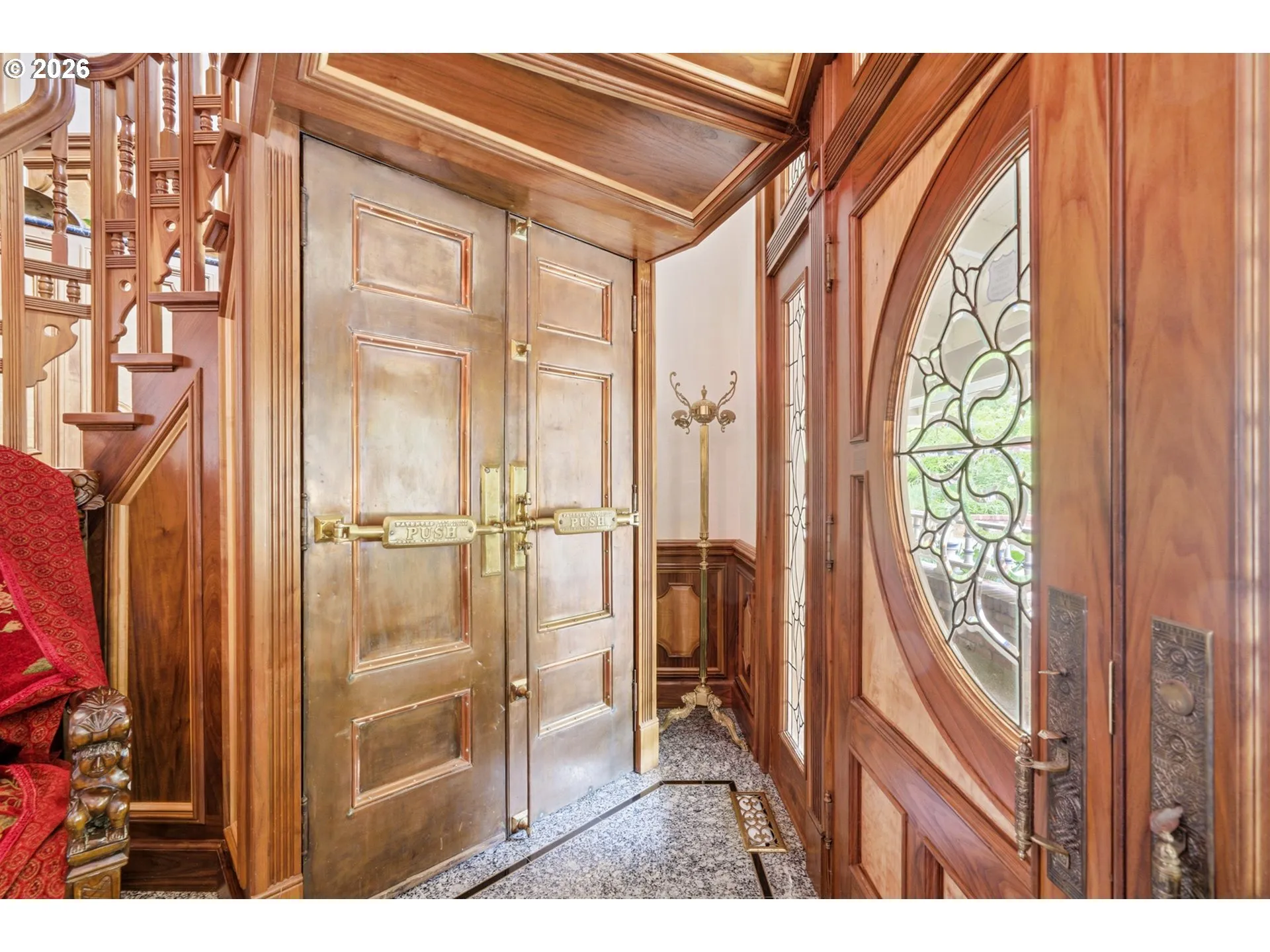 Entrance/Foyer