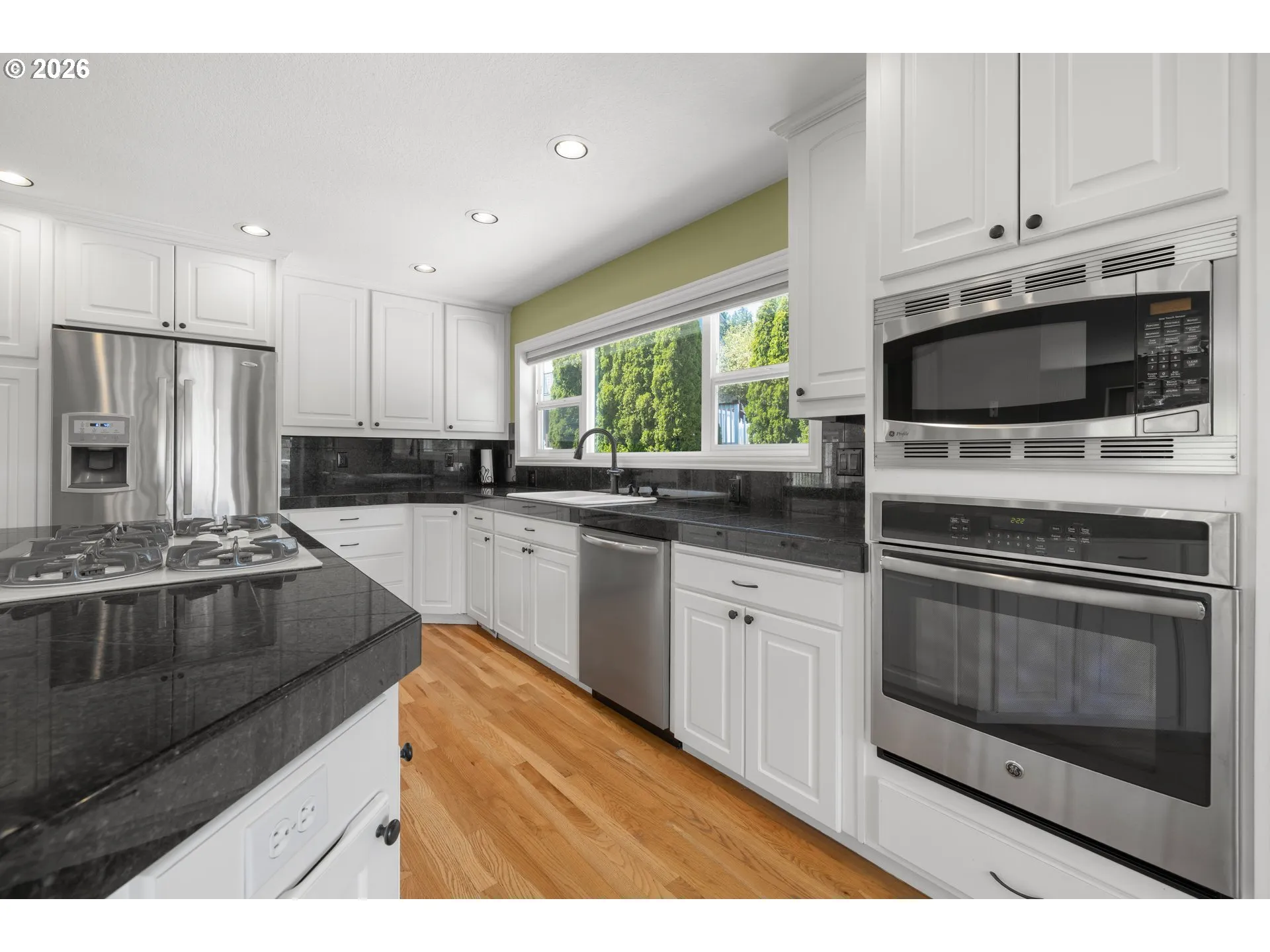 Kitchen-Oven