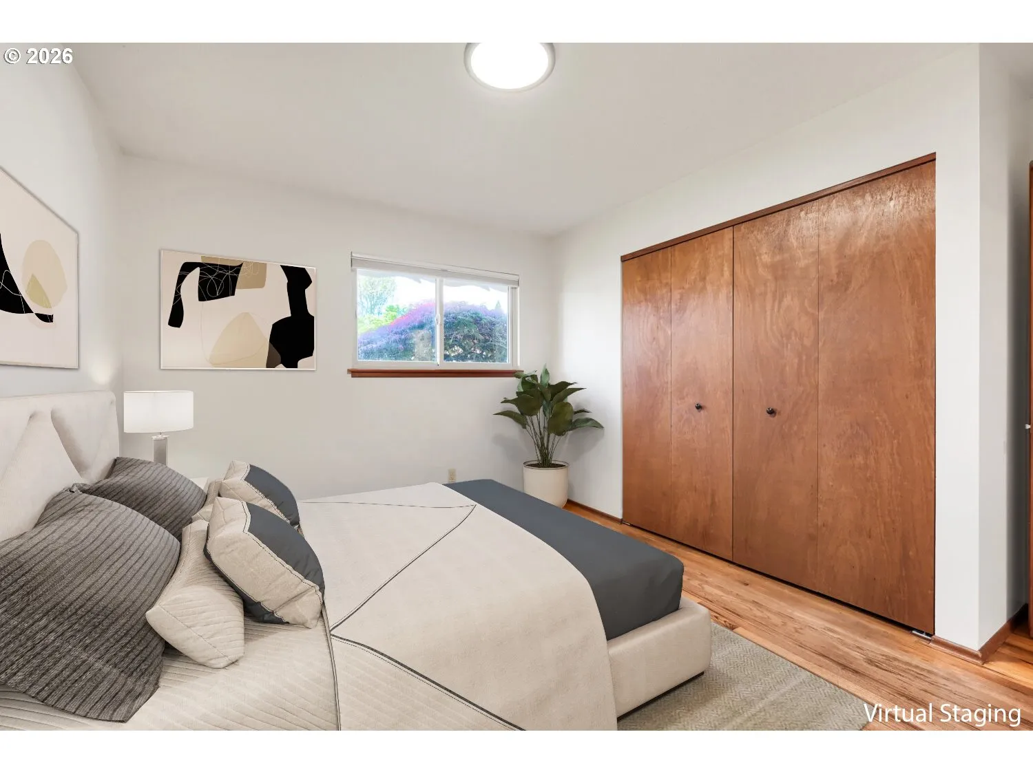 Bedroom, Primary