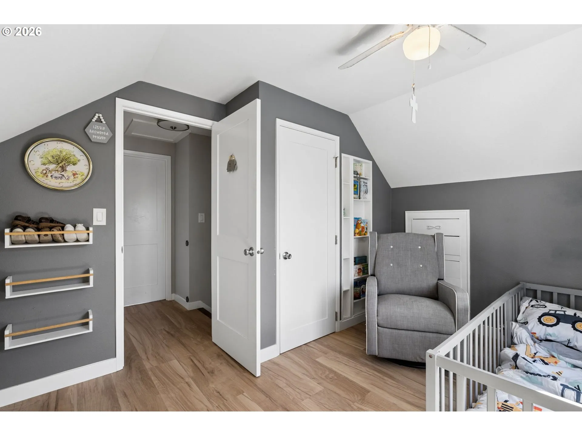 Bedroom-Upper