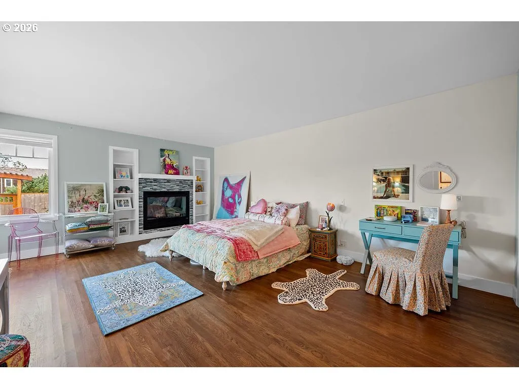 Bedroom-# 1
