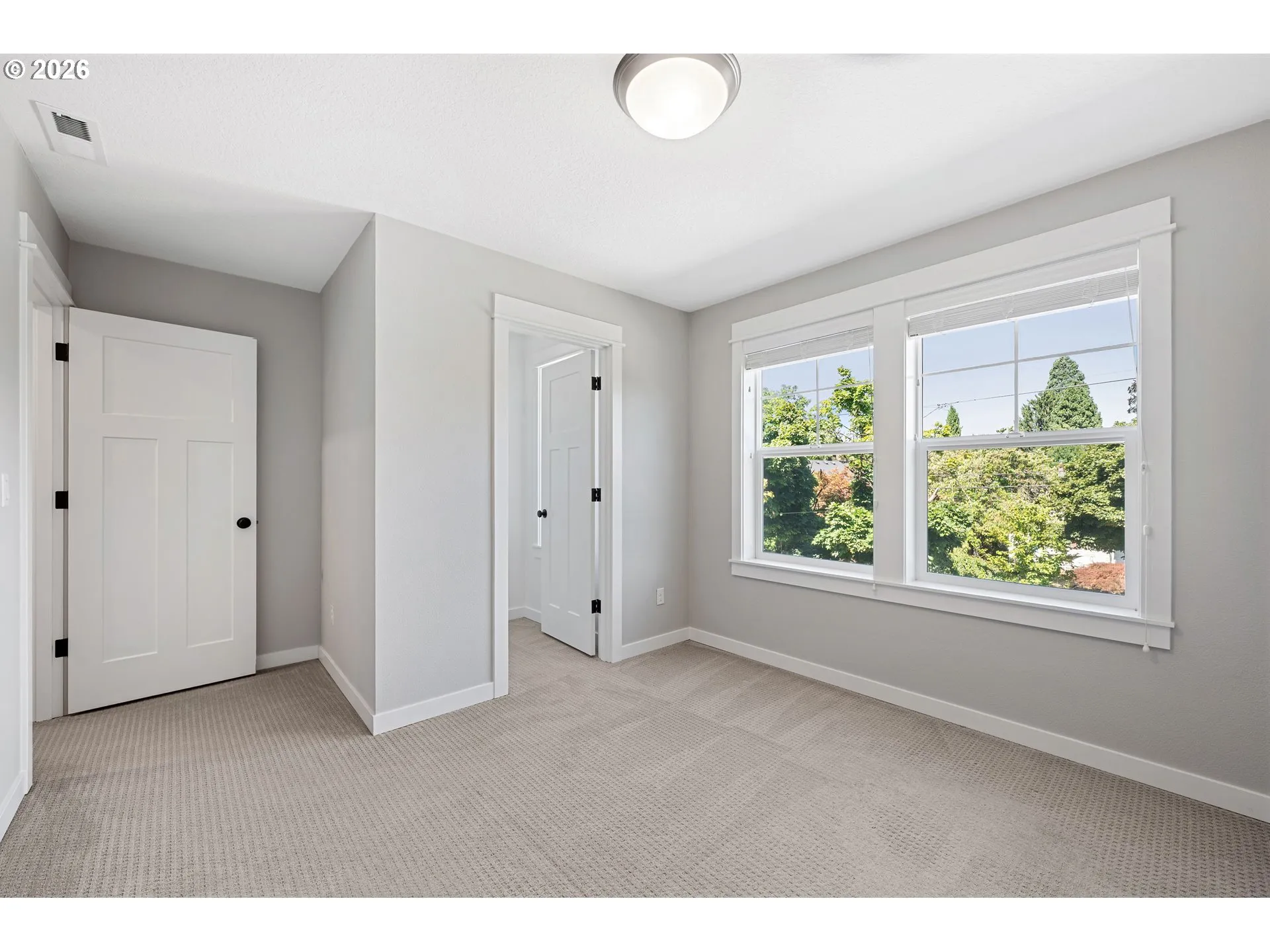Bedroom-Walk-In Closet