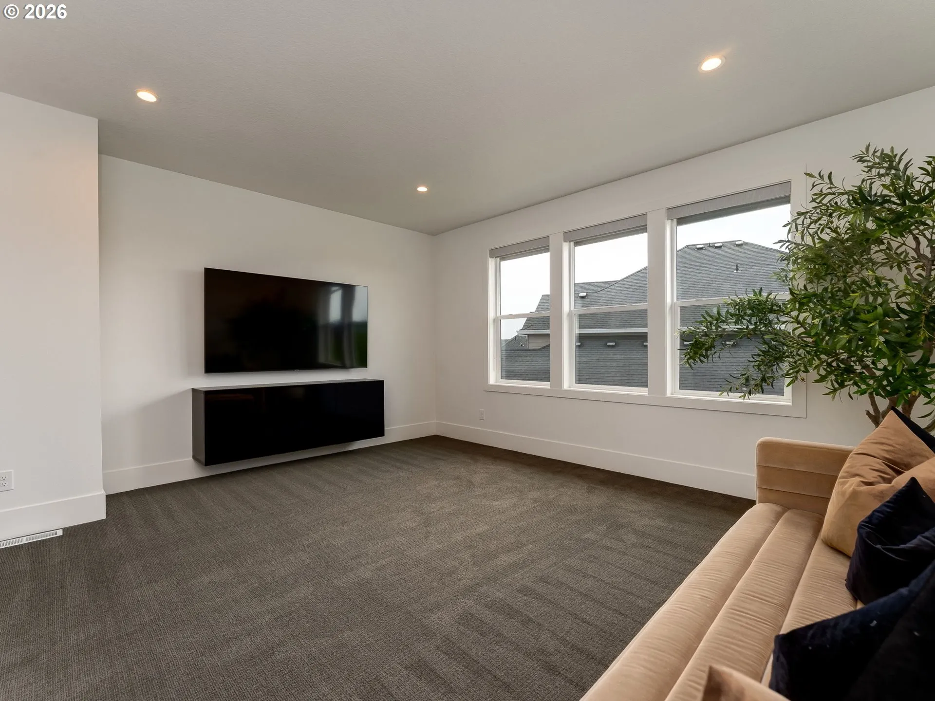 Bonus Room-Upper