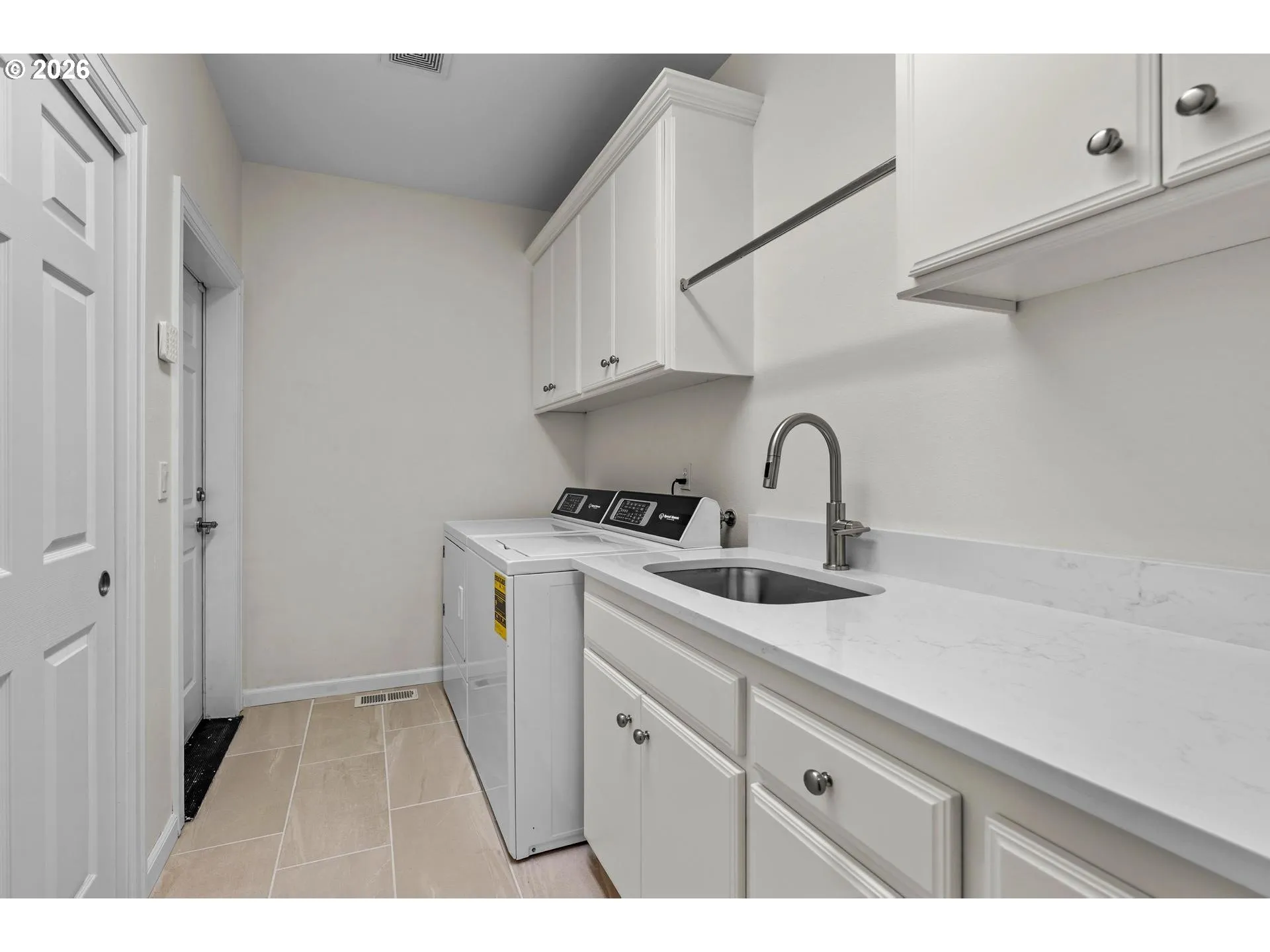 Laundry-Main