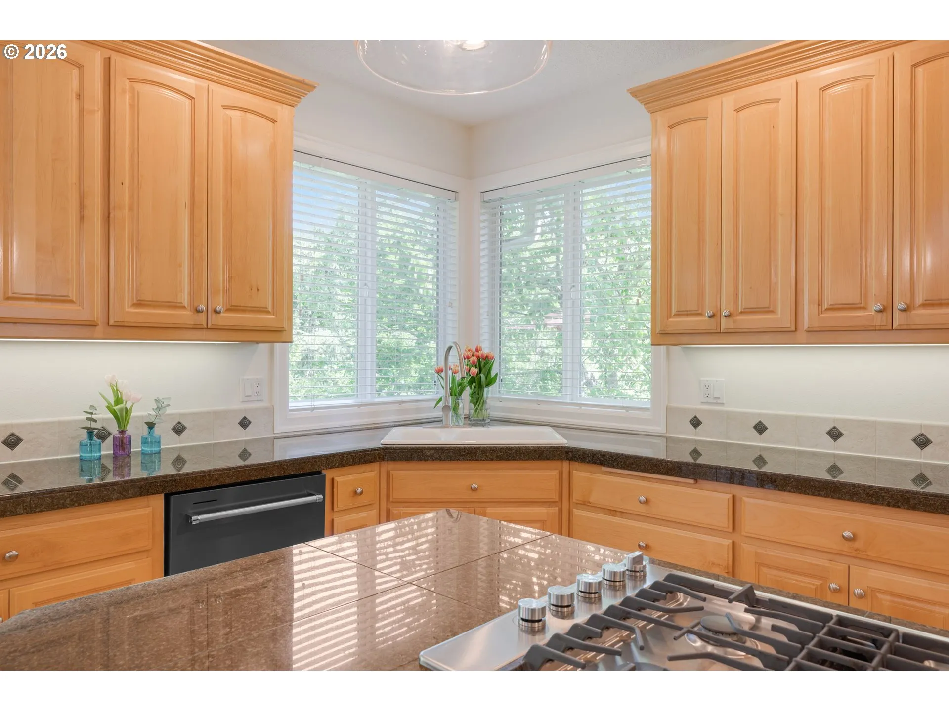 Kitchen-Cooking Island