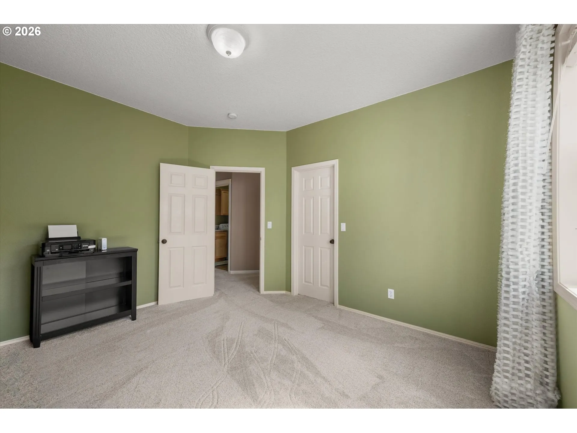 Bedroom-Main