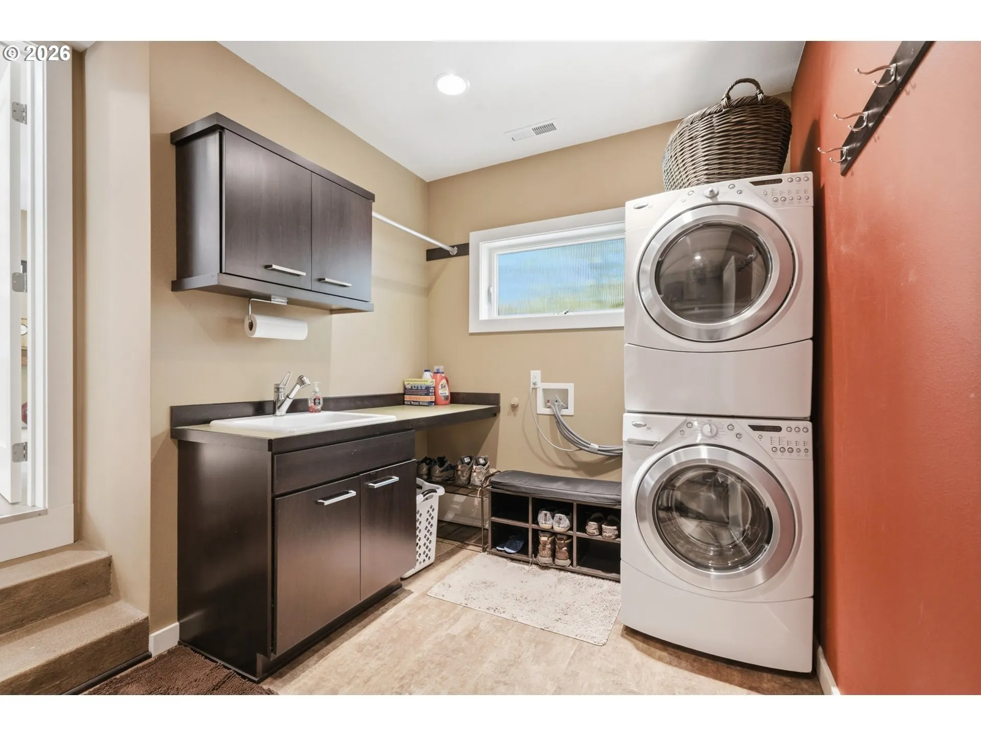 Laundry-Main