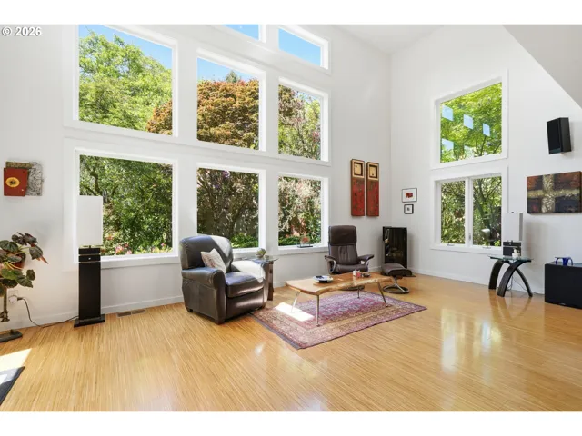 Living Room-Fireplace