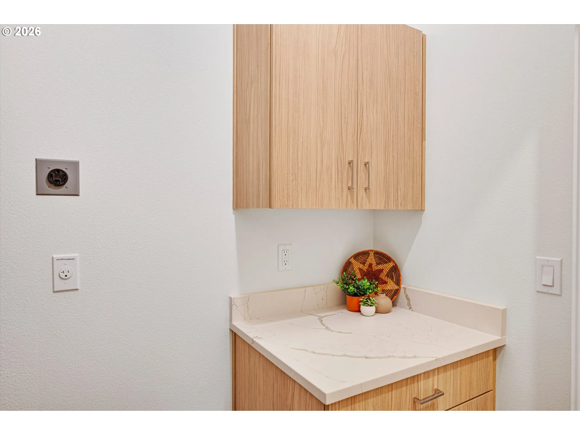 Laundry-Upper