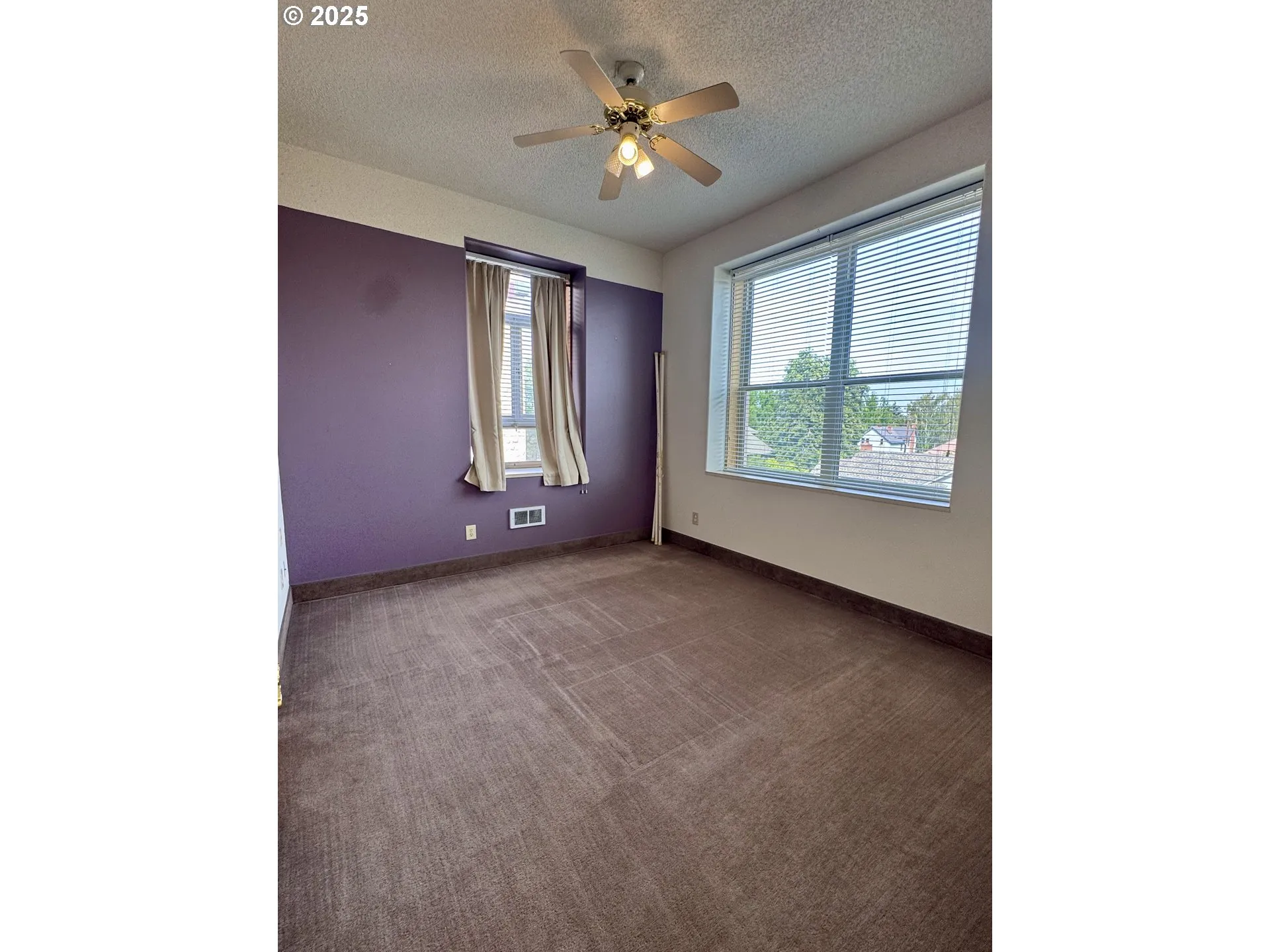 Primary Bedroom-Walk-In Closet