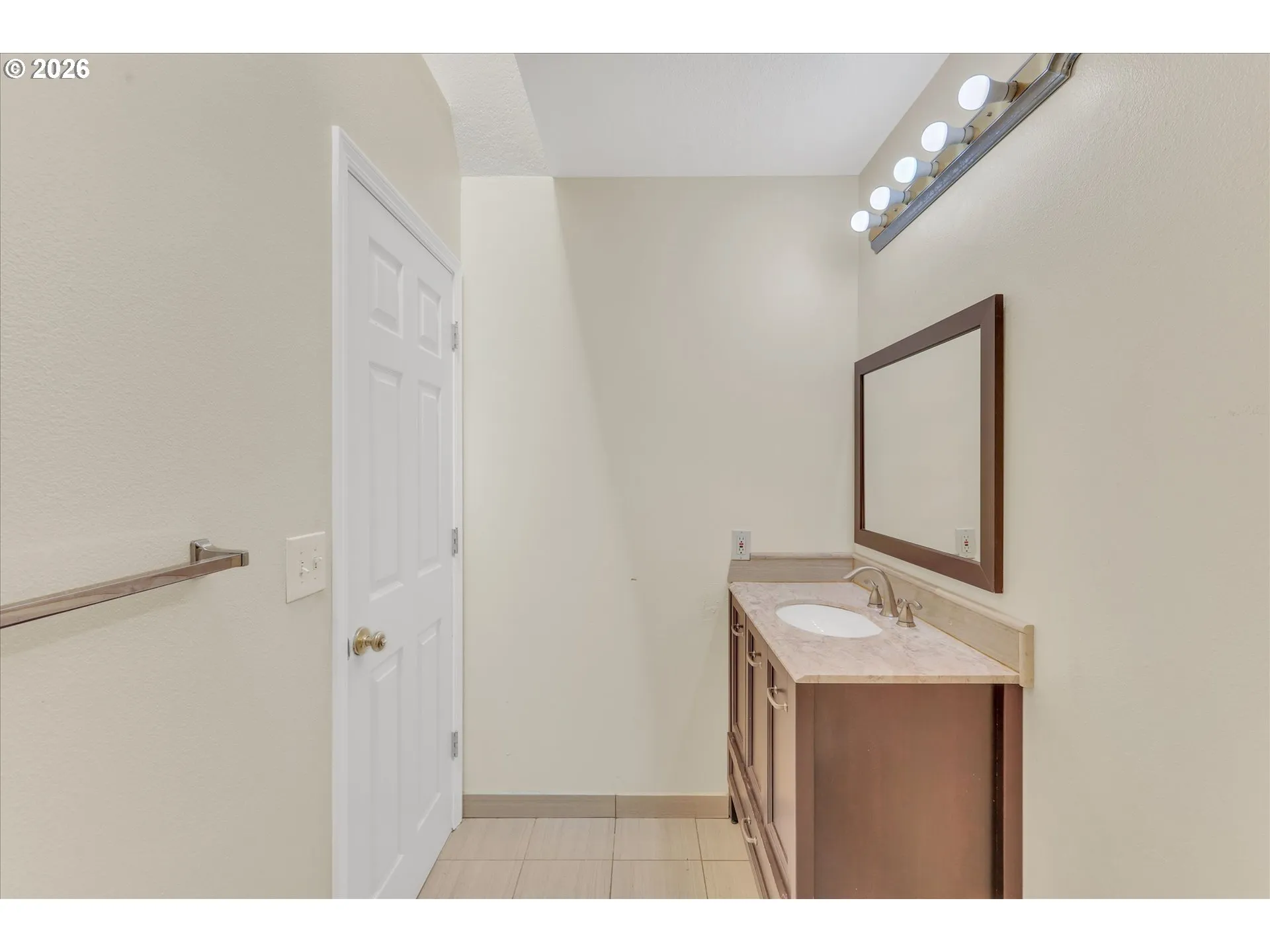 Bathroom-Hall