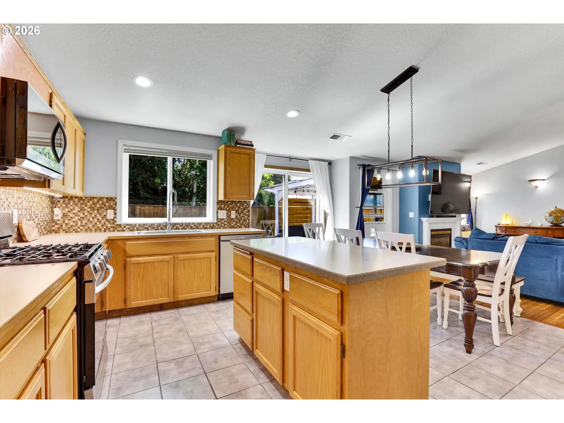 Kitchen/Dining Room