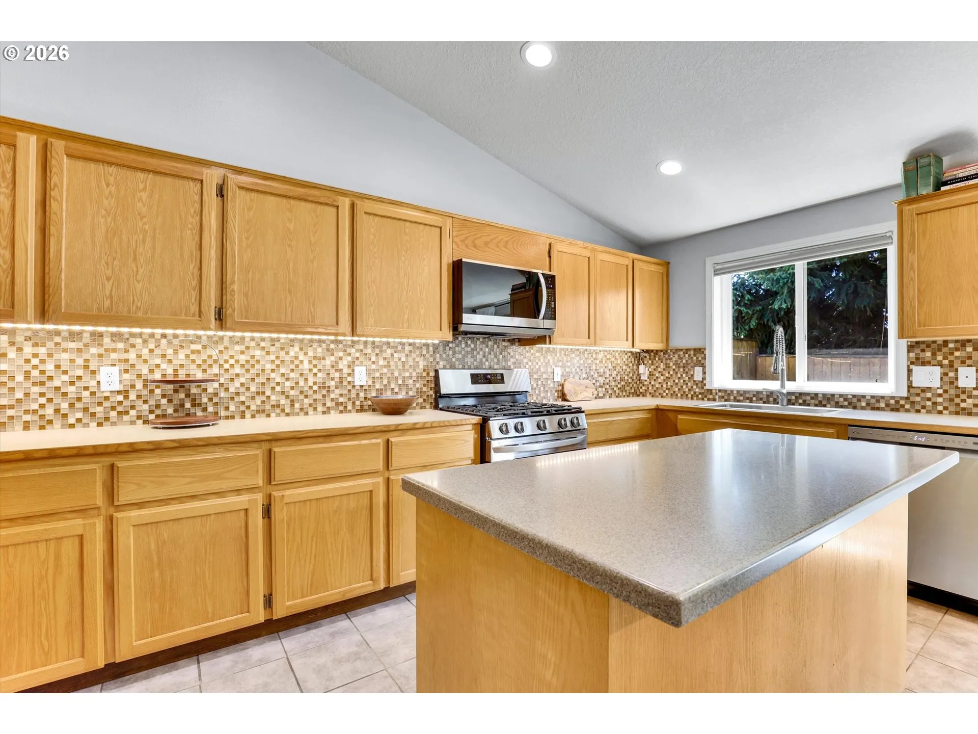 Kitchen-Island