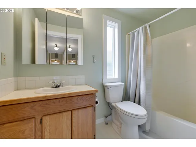 Bathroom-Hall