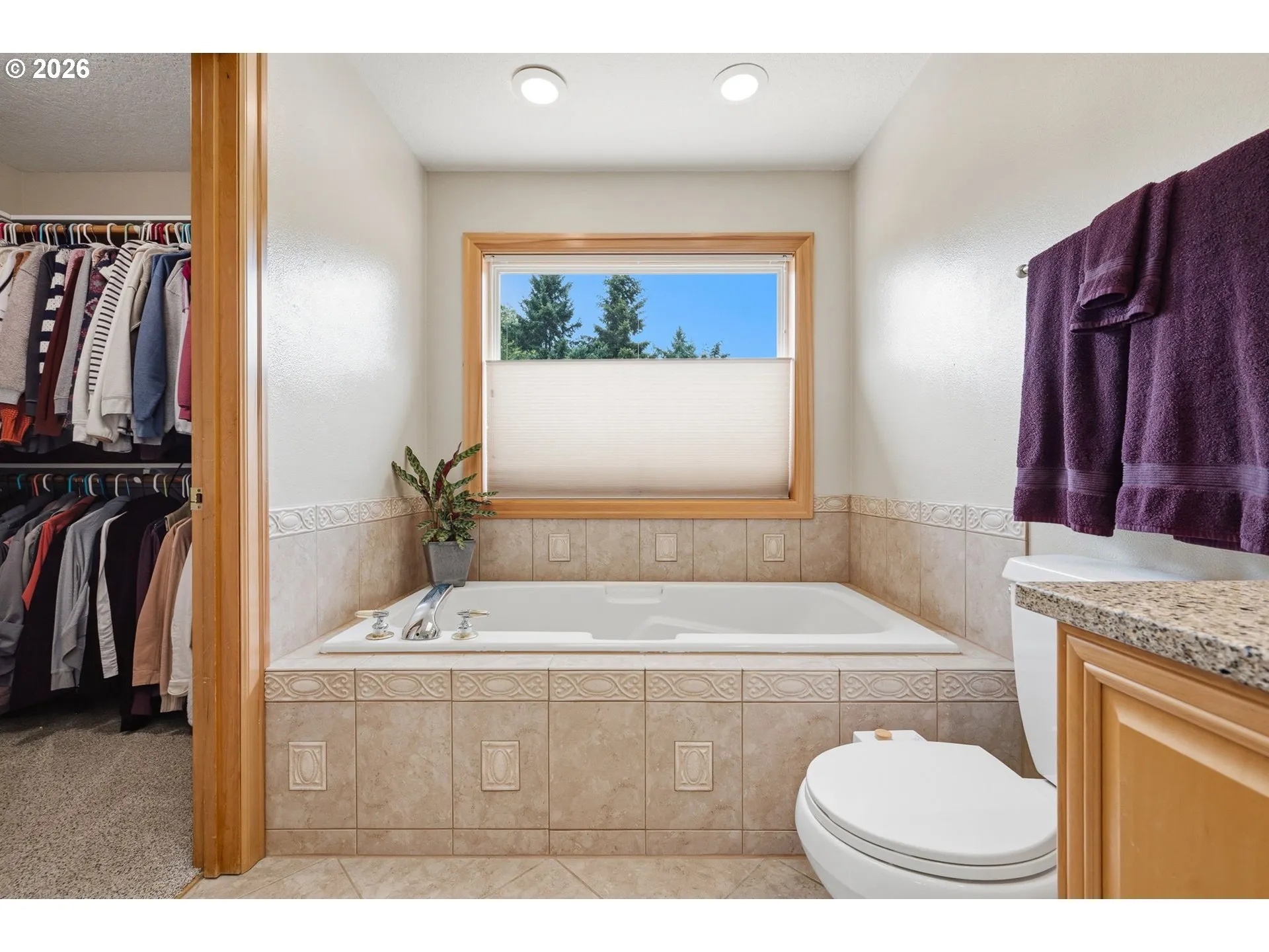 Owner's Suite Bathroom-Garden Tub