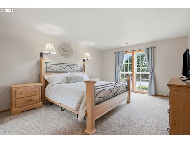 Owner's Suite Bedroom-Upper