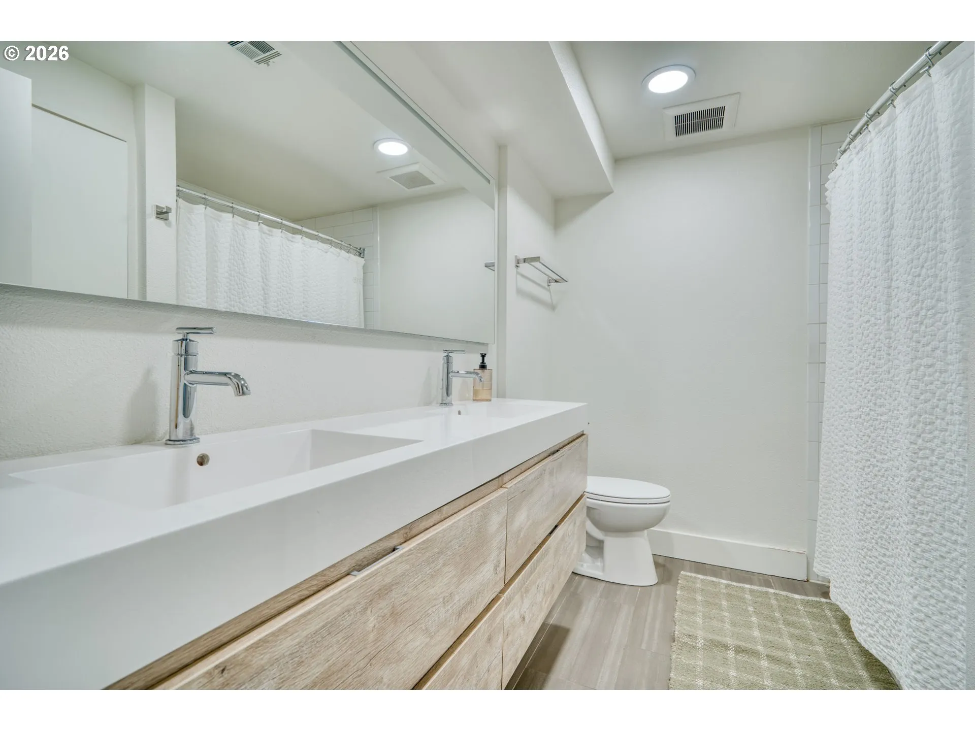 Bathroom-Lower