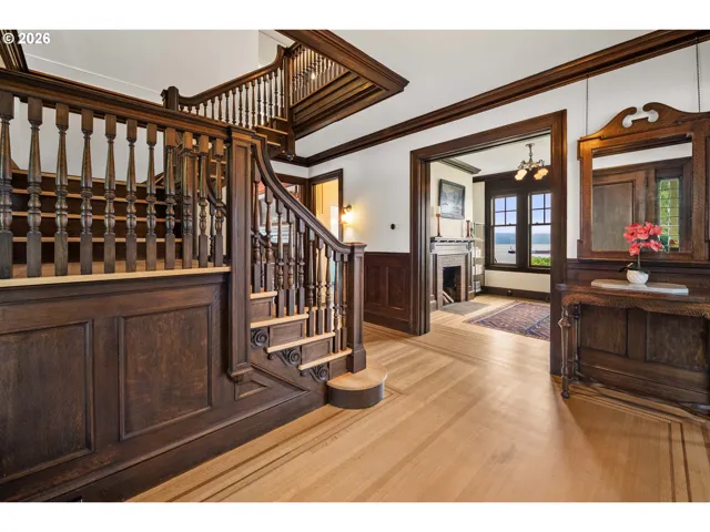 Entrance/Foyer