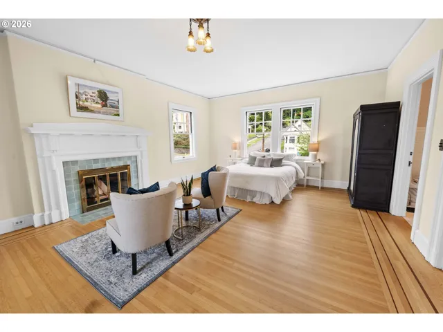 Bedroom, Primary