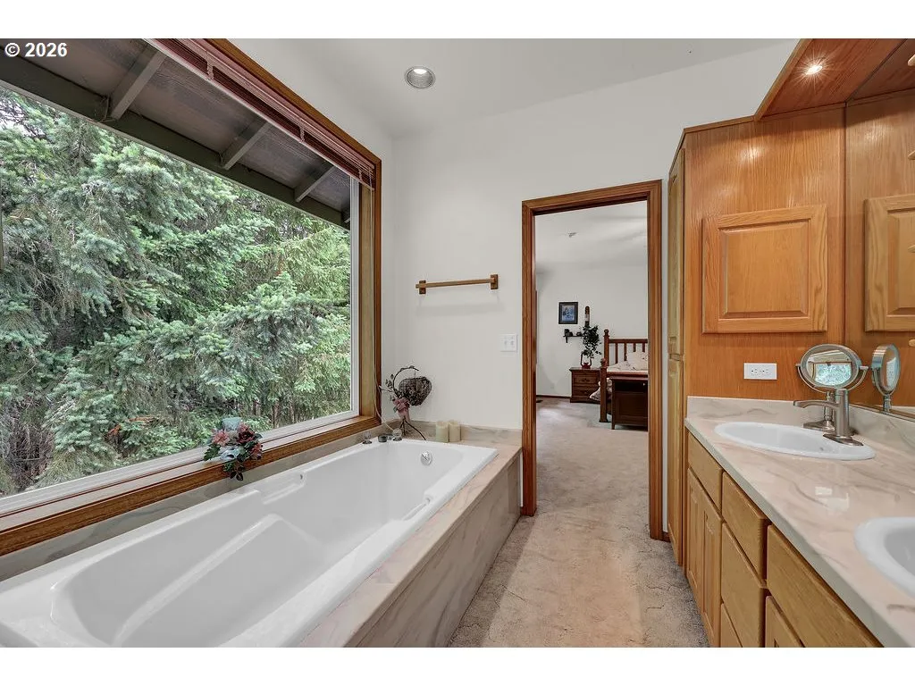 Primary Bedroom-Attached Bathroom