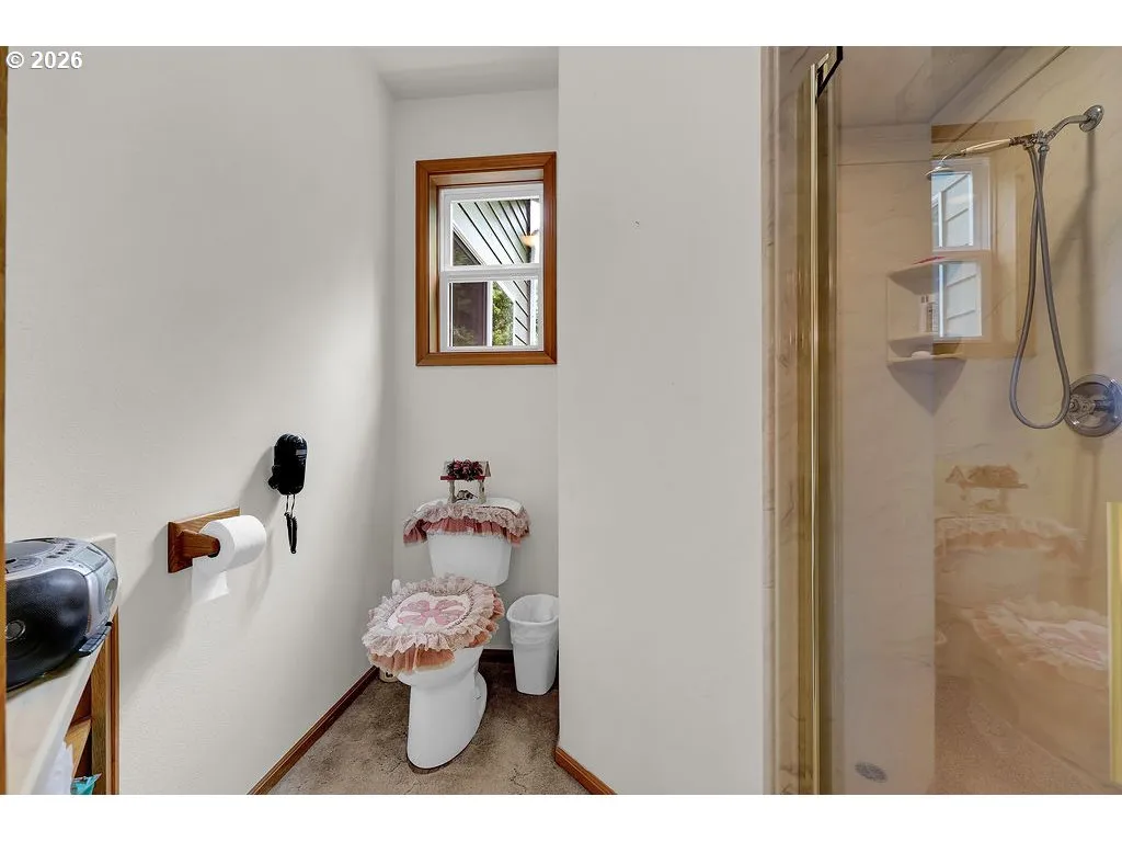 Primary Bedroom-Attached Bathroom