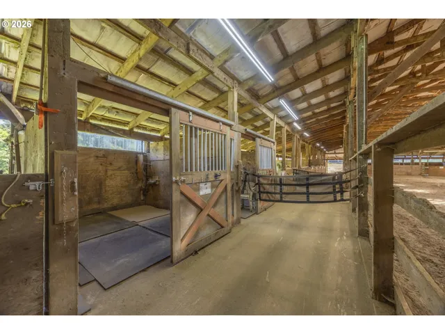 Barn