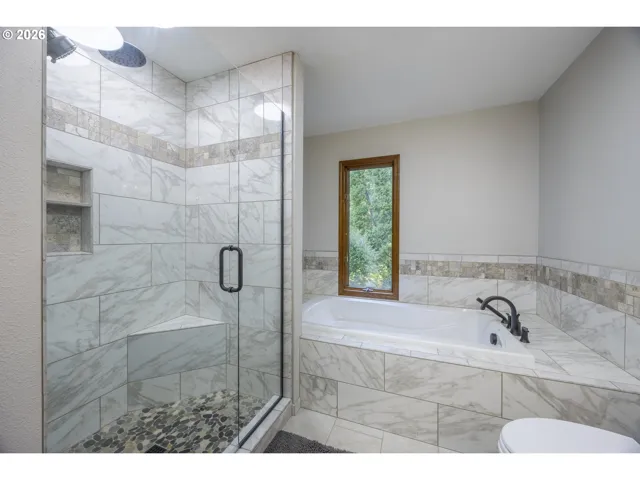 Owner's Suite Bathroom