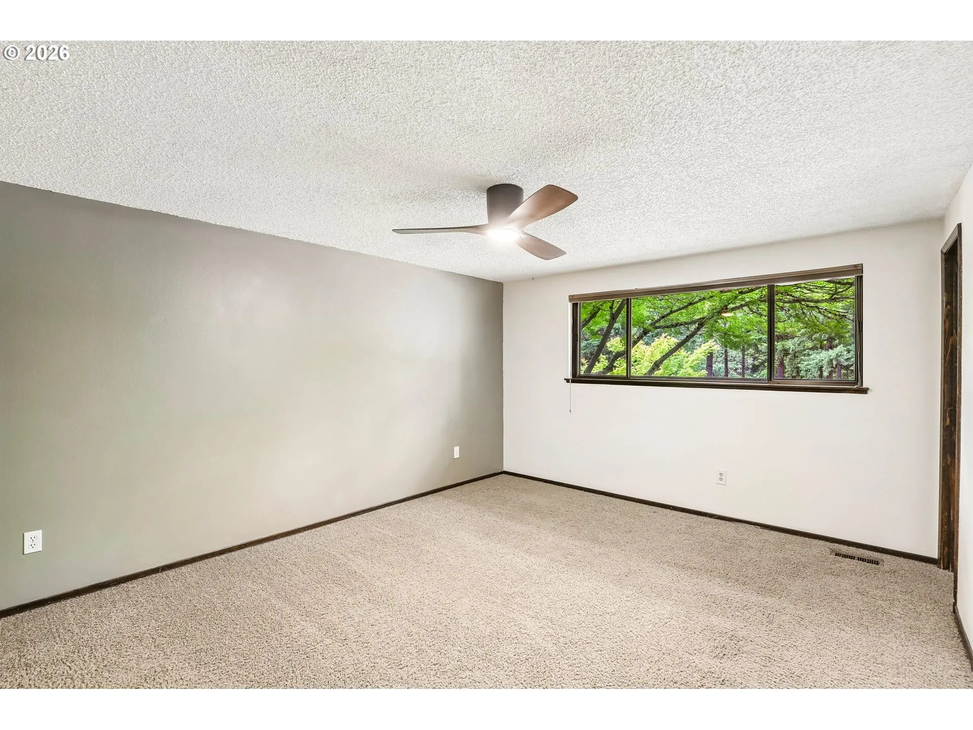Bedroom, Primary-Upper