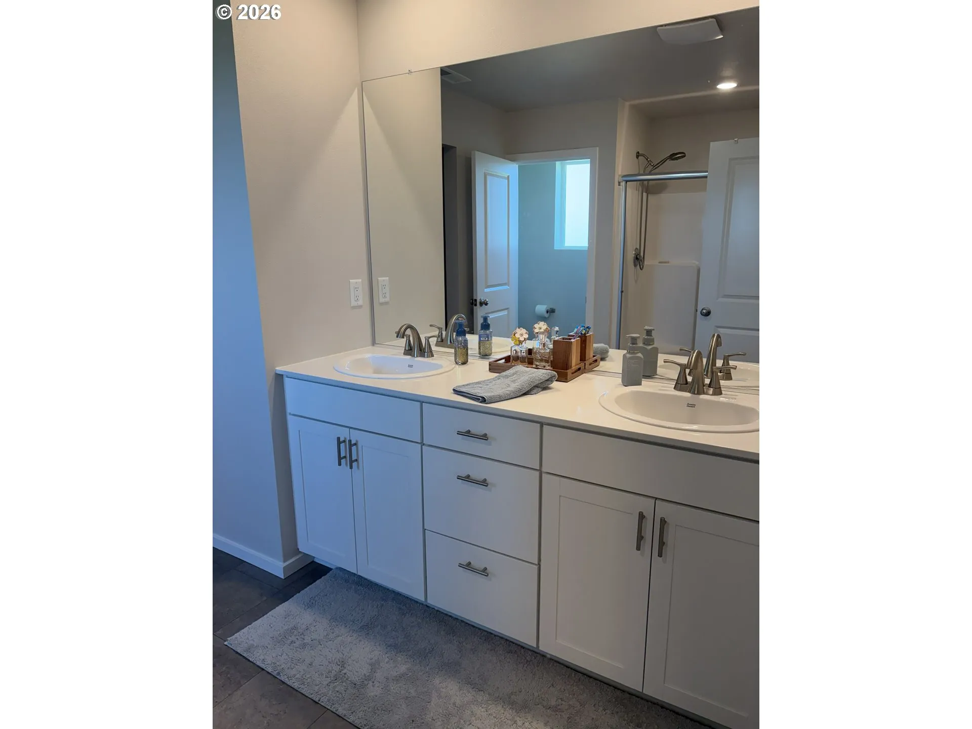 Bedroom, Owner's Suite