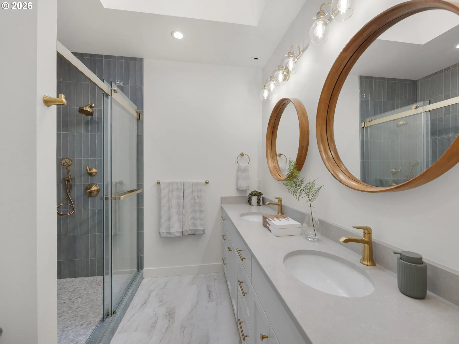 En Suite Bathroom