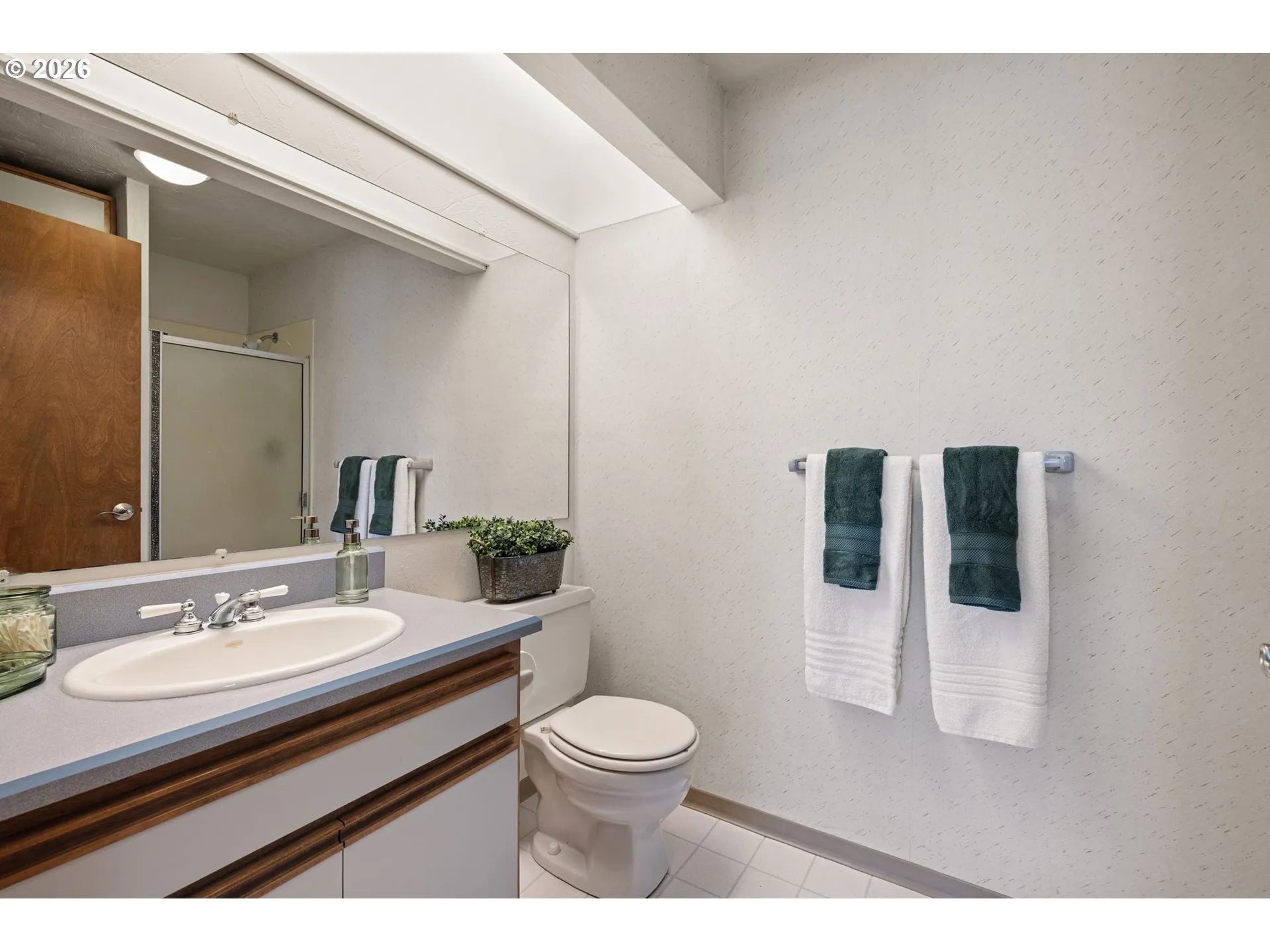 Bathroom-Hall