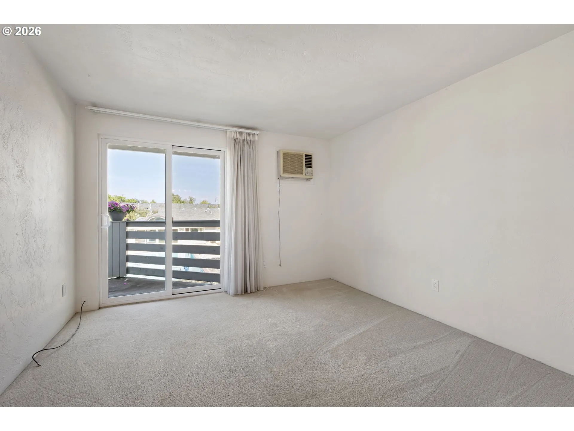 Bedroom, Primary