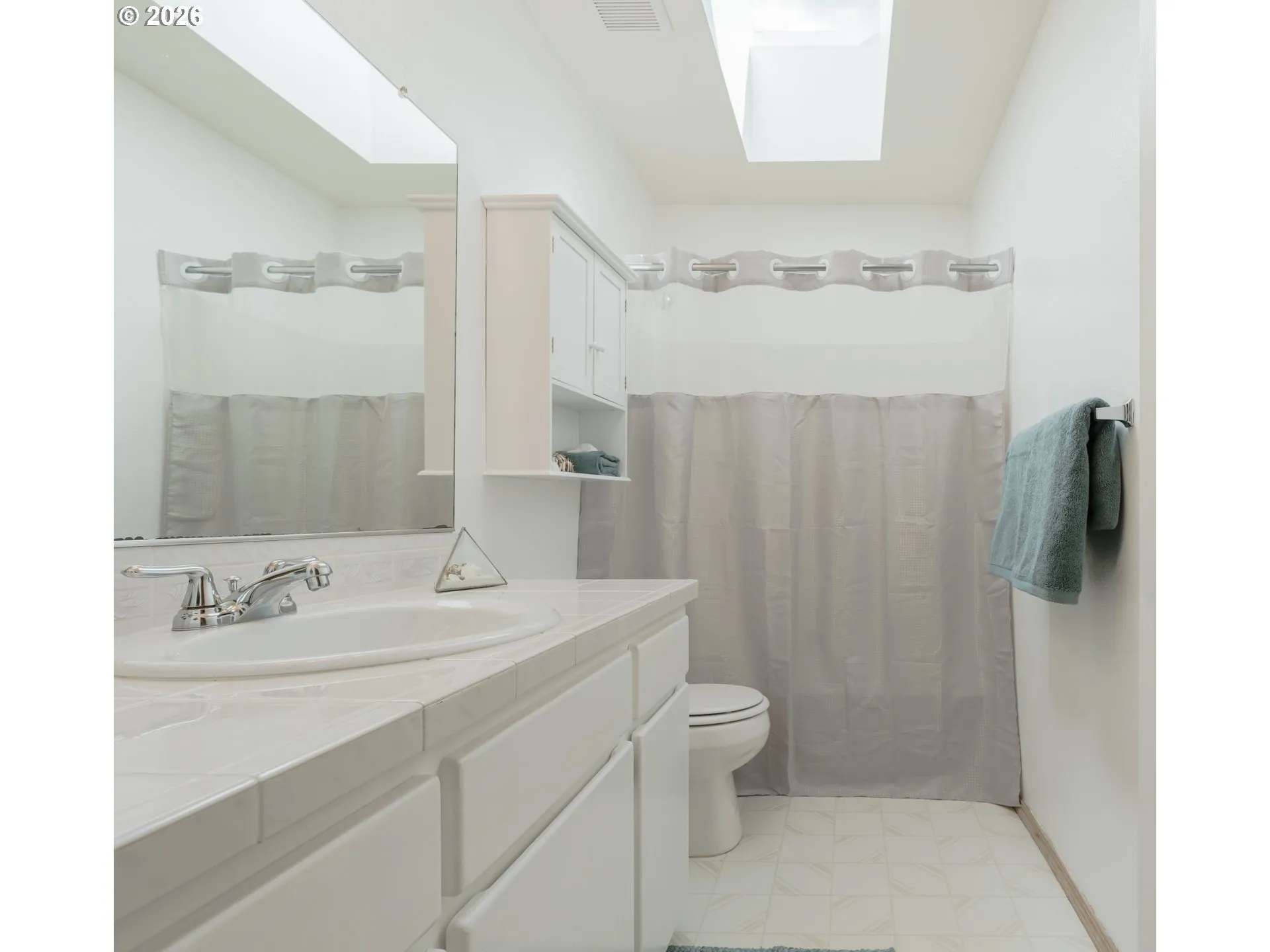 Bathroom-Hall