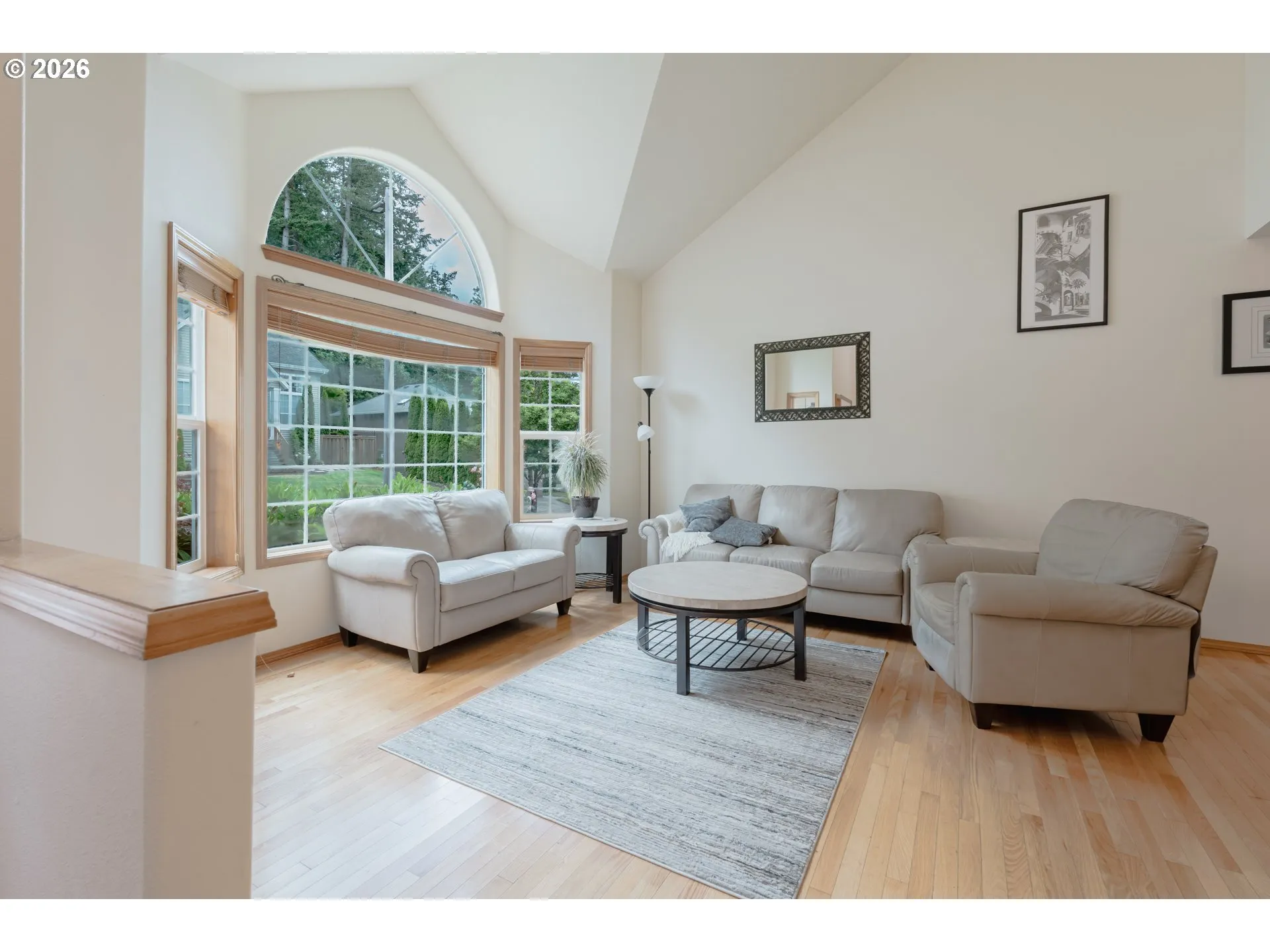 Living Room-Vaulted Ceilings