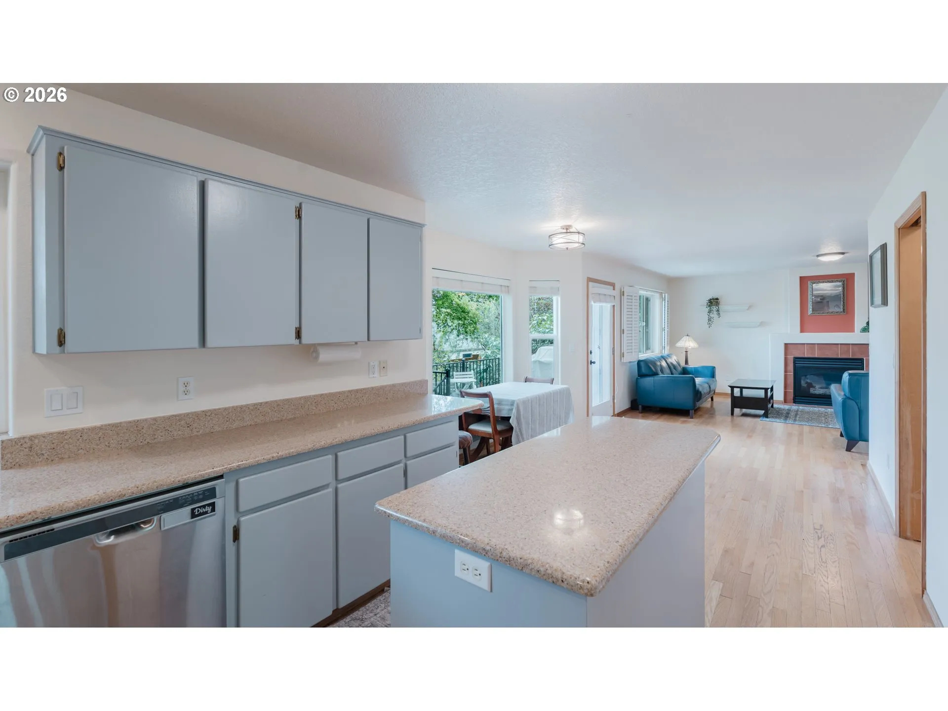 Kitchen/Nook-Eating Area