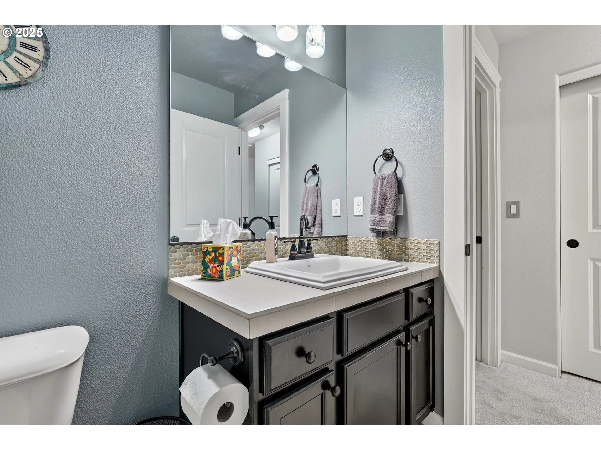 Bathroom-Upper