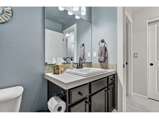 Bathroom-Upper