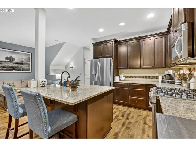Kitchen-Island