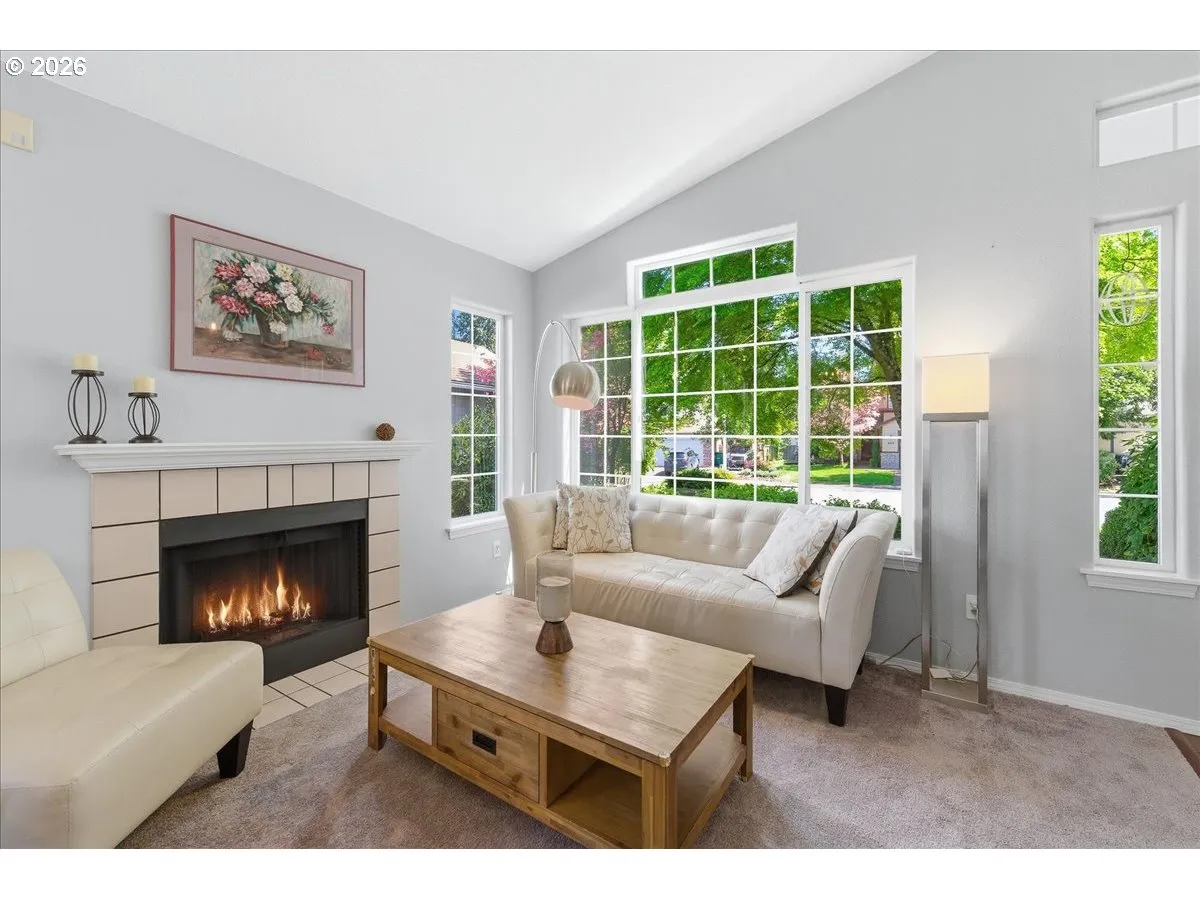 Living Room-Fireplace