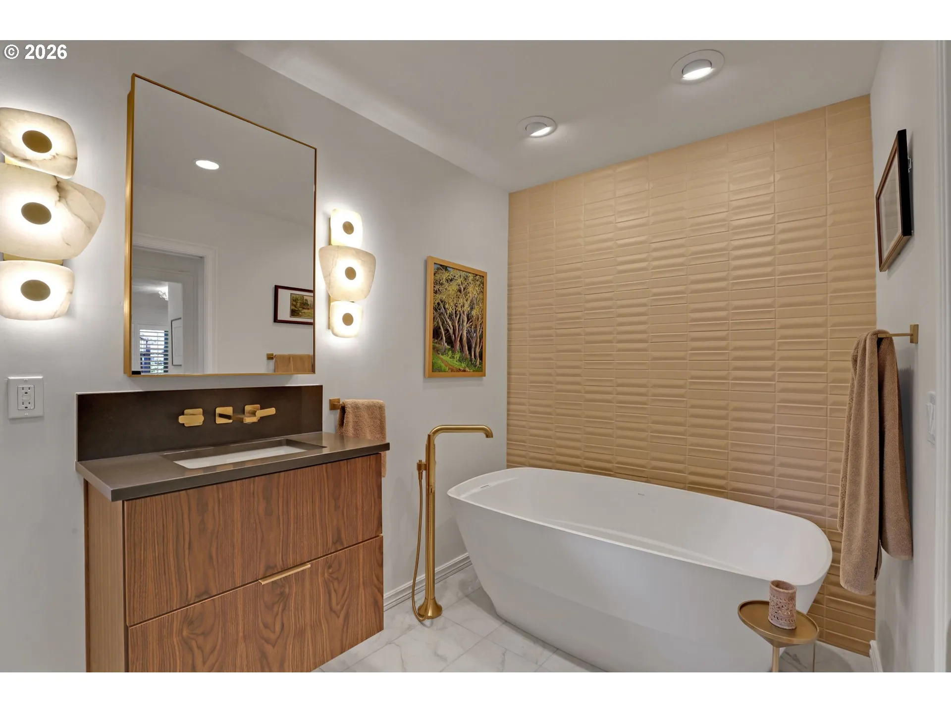 Bathroom-Hall