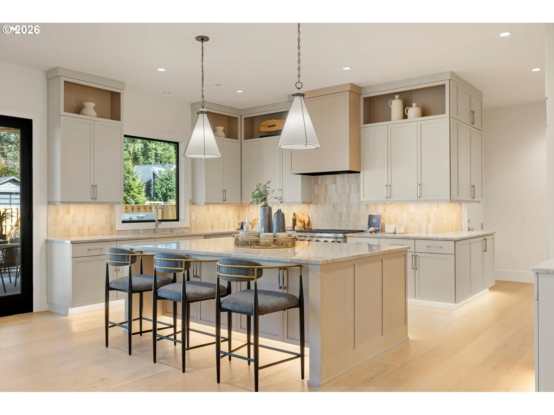 Kitchen-Island