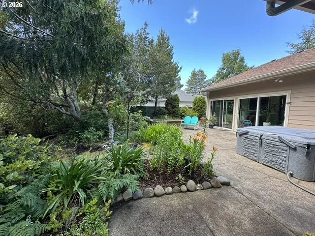 Yard-Back