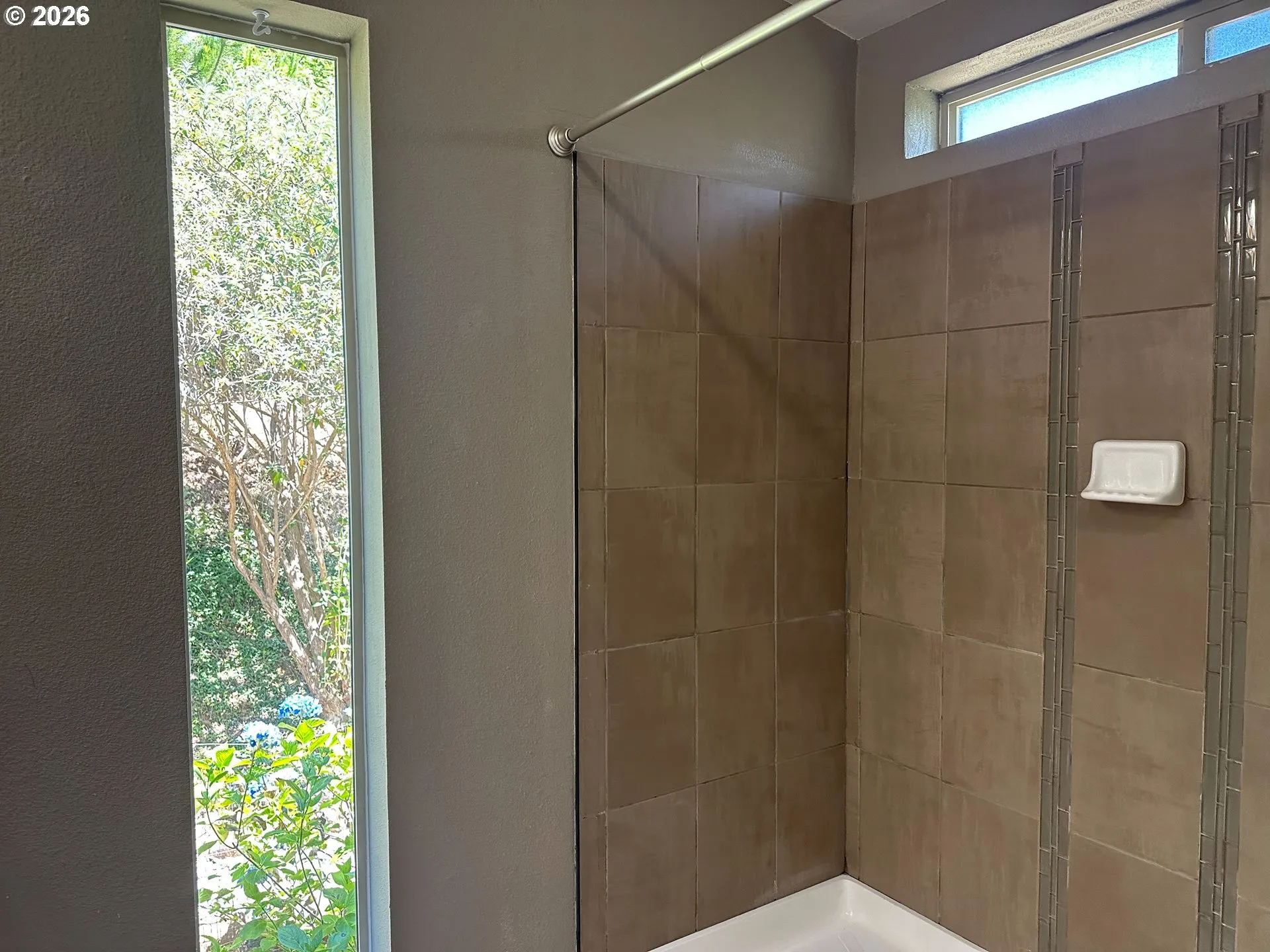 Bathroom-Walk in Shower