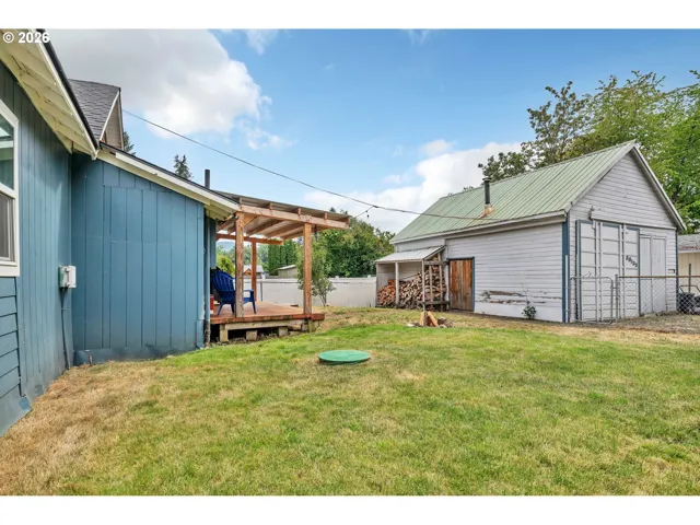 Backyard-Fenced