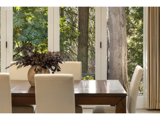 Dining Room-Formal