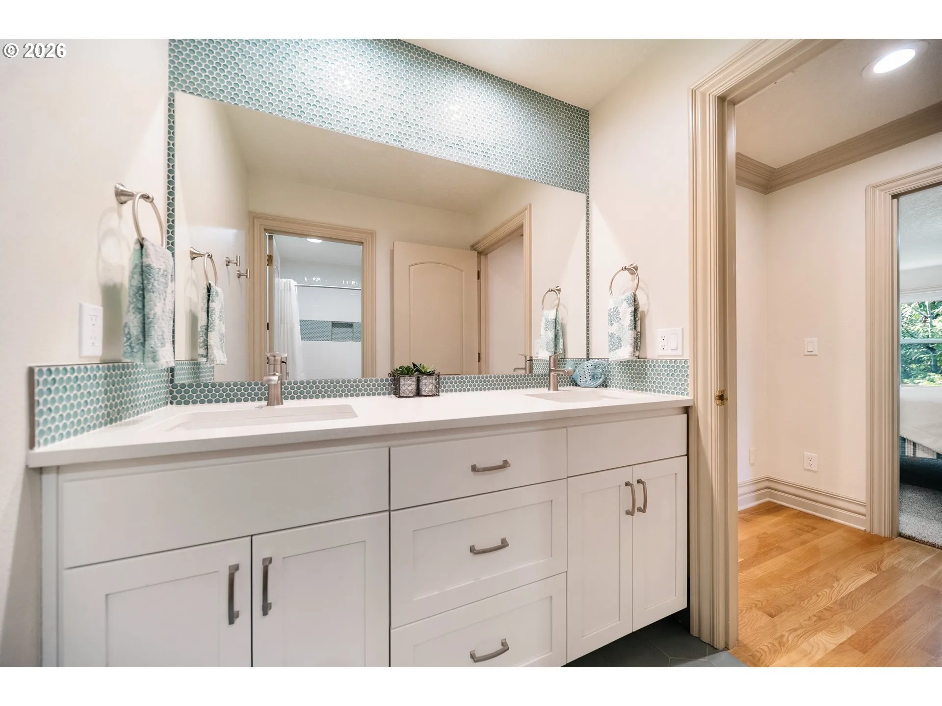 Bathroom-Hall
