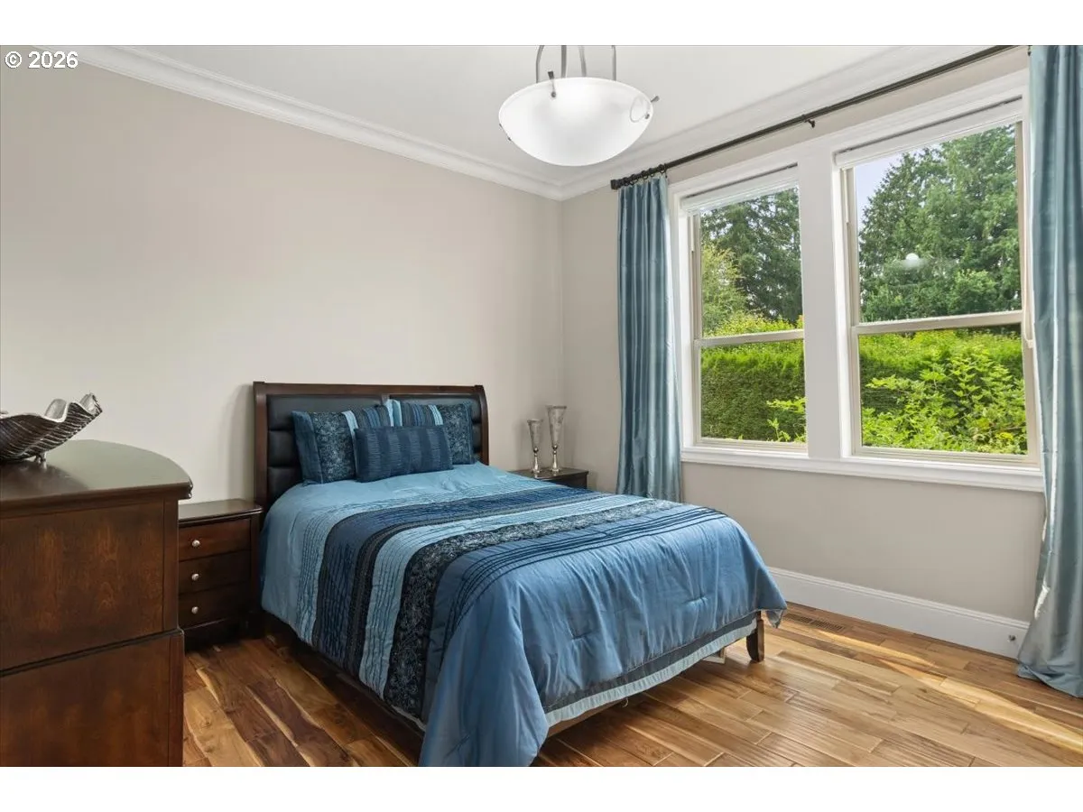 Bedroom-Main