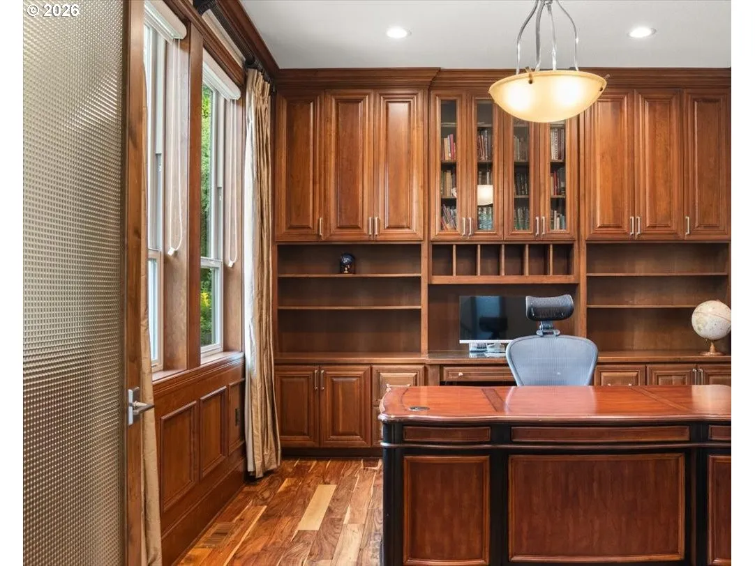 Den/Office-Main