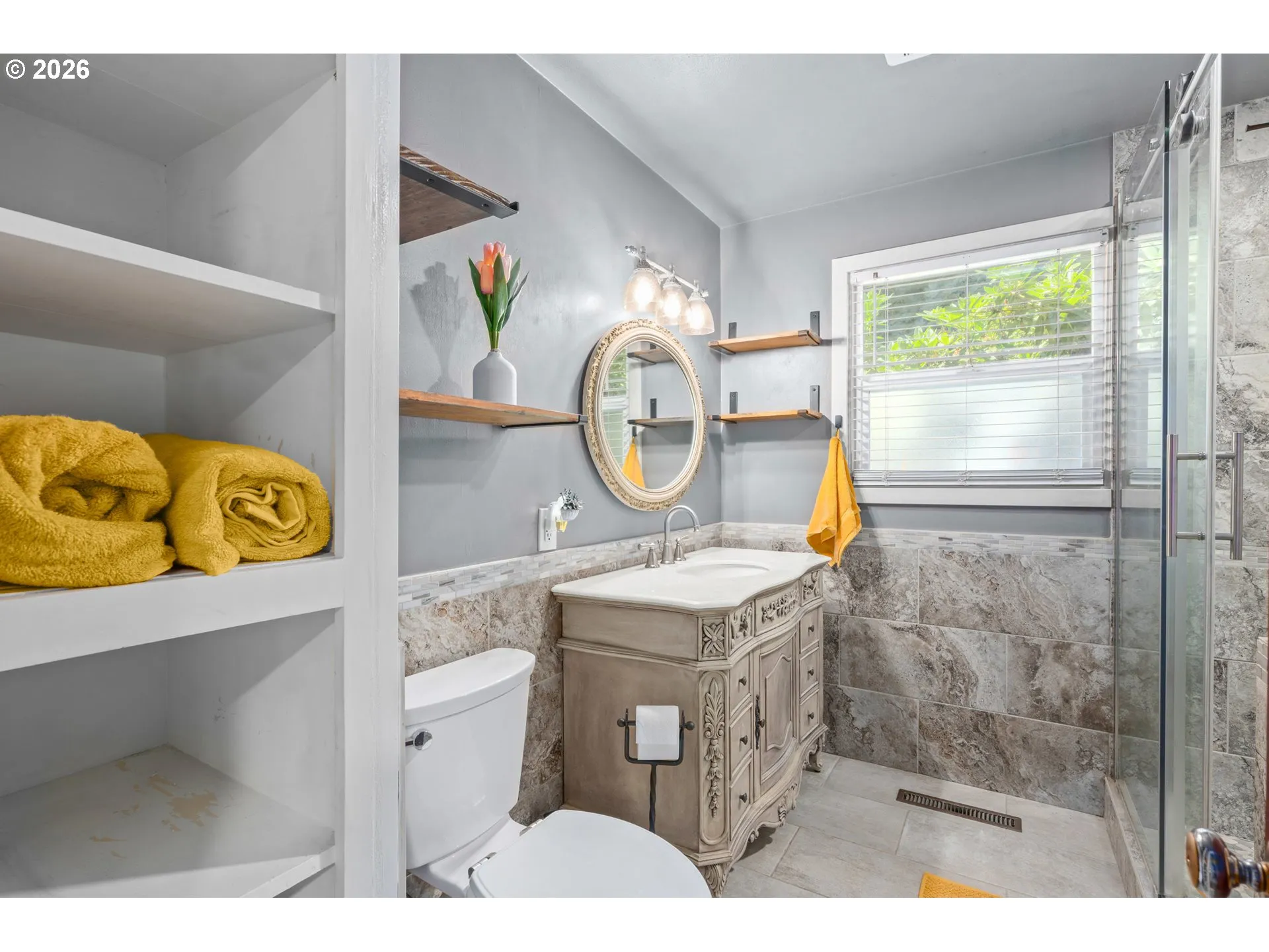 Bathroom-Walk in Shower