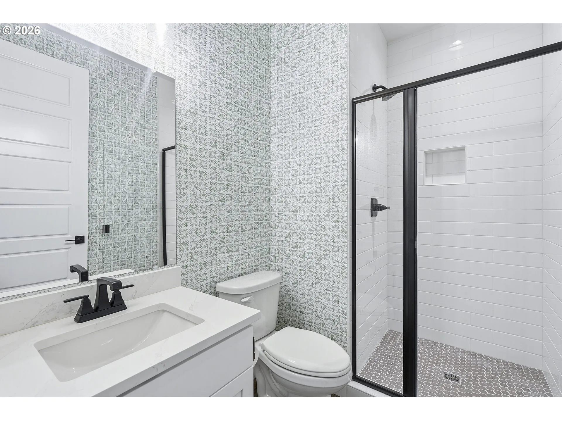 Bathroom-Walk in Shower